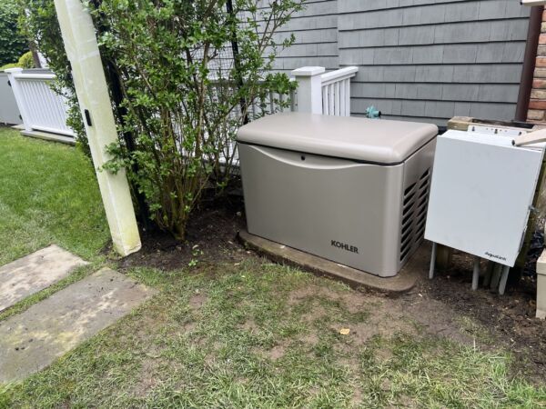 Everything You Should Know About Using an Automatic Transfer Switch with Home Backup Generators